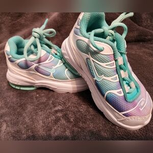 Nike Kids Teal and Purple Gradient Sneakers